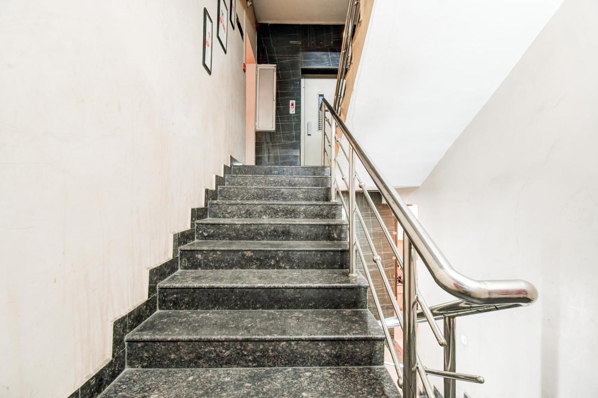 Super Hotel O Raipur City Center Formerly Hotel Edge Ngoại thất bức ảnh
